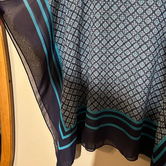 Talbots Sheer Poncho - Picture 2 of 4